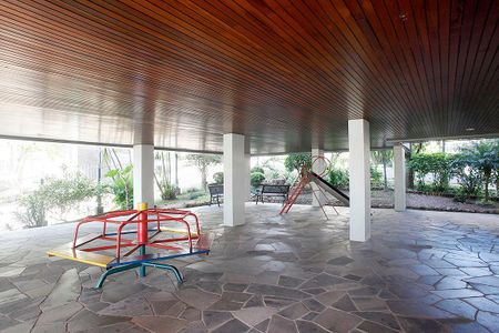 Apartamento à venda com 248m², 3 quartos e 2 vagasÁrea Comum - Playground