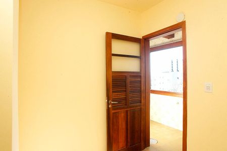 Apartamento à venda com 248m², 3 quartos e 2 vagasQuarto de Serviço