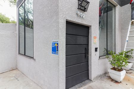 Fachada de apartamento para alugar com 1 quarto, 24m² em Jardim Ester, São Paulo