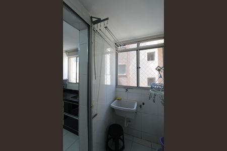 Apartamento à venda com 74m², 2 quartos e 2 vagasÁrea de Serviço
