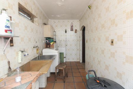 Casa à venda com 360m², 3 quartos e 3 vagasÁrea de Serviço