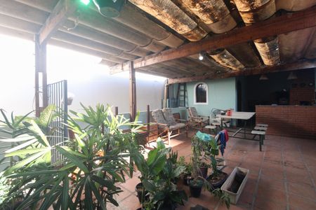 Casa à venda com 360m², 3 quartos e 3 vagasÁrea comum - Churrasqueira