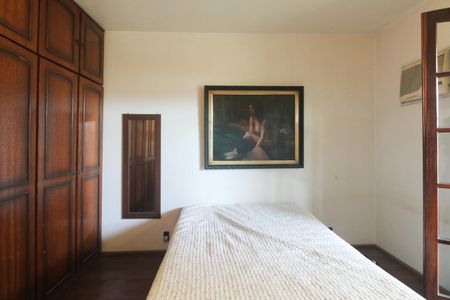 Casa à venda com 360m², 3 quartos e 3 vagasQuarto