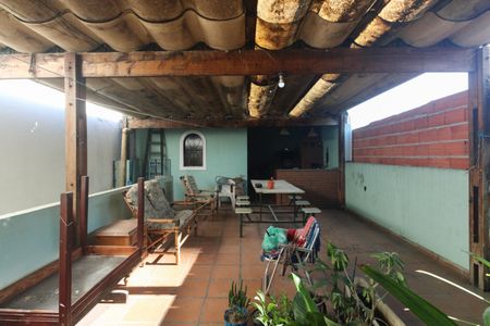 Casa à venda com 360m², 3 quartos e 3 vagasÁrea comum - Churrasqueira