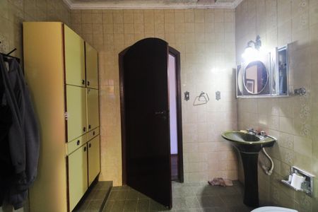 Casa à venda com 360m², 3 quartos e 3 vagasBanheiro da Suíte