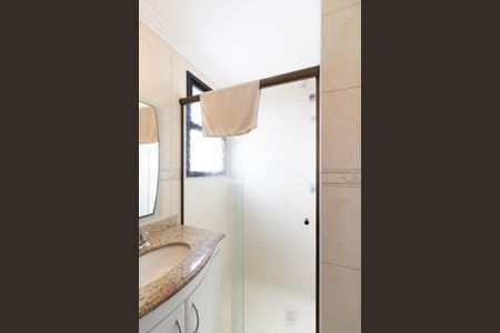 Apartamento à venda com 92m², 3 quartos e 2 vagas Apartamento à venda com 92m², 3 quartos e 2 vagasBanheiro da Suíte