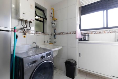 Apartamento à venda com 92m², 3 quartos e 2 vagas Apartamento à venda com 92m², 3 quartos e 2 vagasLavanderia
