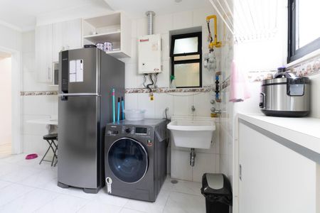 Apartamento à venda com 92m², 3 quartos e 2 vagas Apartamento à venda com 92m², 3 quartos e 2 vagasLavanderia
