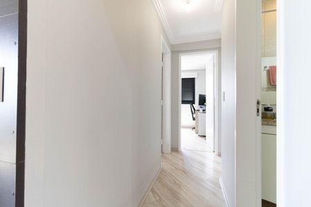 Apartamento à venda com 92m², 3 quartos e 2 vagas Apartamento à venda com 92m², 3 quartos e 2 vagascORREDOR