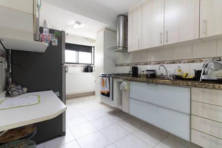 Apartamento à venda com 92m², 3 quartos e 2 vagas Apartamento à venda com 92m², 3 quartos e 2 vagasCozinha