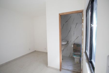 Casa à venda com 144m², 4 quartos e 1 vagaSuíte 1