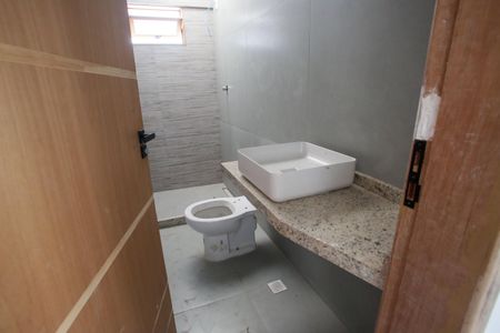 Casa à venda com 144m², 4 quartos e 1 vagaBanheiro da Suíte 2