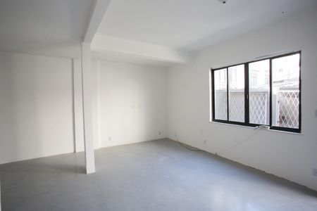Sala de casa à venda com 4 quartos, 144m² em Tanque, Rio de Janeiro