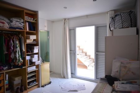 Casa à venda com 270m², 2 quartos e 3 vagasQuarto Suíte