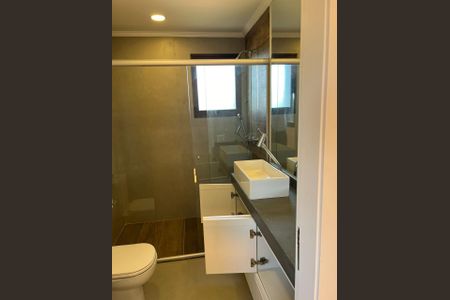 Apartamento à venda com 128m², 4 quartos e 2 vagas Apartamento à venda com 128m², 4 quartos e 2 vagasBanheiro