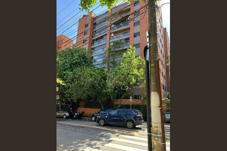 Apartamento à venda com 128m², 4 quartos e 2 vagas Apartamento à venda com 128m², 4 quartos e 2 vagasVista