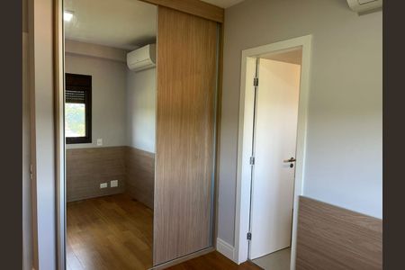 Apartamento à venda com 128m², 4 quartos e 2 vagas Apartamento à venda com 128m², 4 quartos e 2 vagasQuarto