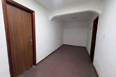 Sala de casa para alugar com 2 quartos, 212m² em Vila Oito de Maio, Duque de Caxias