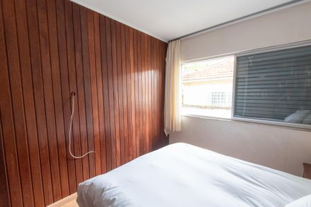 Casa à venda com 259m², 3 quartos e 3 vagas Casa à venda com 259m², 3 quartos e 3 vagasQuarto