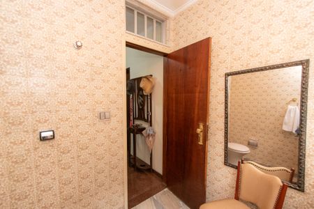 Casa à venda com 259m², 3 quartos e 3 vagas Casa à venda com 259m², 3 quartos e 3 vagasLavabo