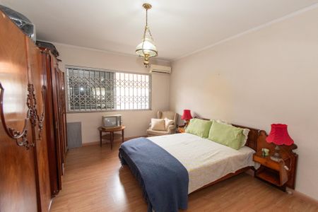 Casa à venda com 259m², 3 quartos e 3 vagas Casa à venda com 259m², 3 quartos e 3 vagasSuíte 2