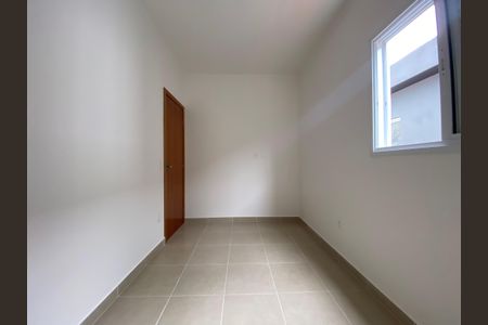 Quarto 2 de casa de condomínio para alugar com 2 quartos, 65m² em Sítio do Campo, Praia Grande