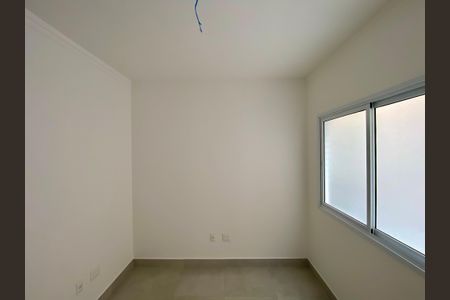 Sala de casa de condomínio para alugar com 2 quartos, 65m² em Sítio do Campo, Praia Grande