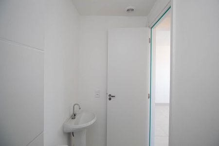 Apartamento para alugar com 33m², 2 quartos e sem vagaBanheiro