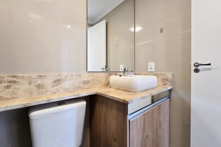 Apartamento à venda com 50m², 2 quartos e 1 vaga Apartamento à venda com 50m², 2 quartos e 1 vagaBanheiro Social