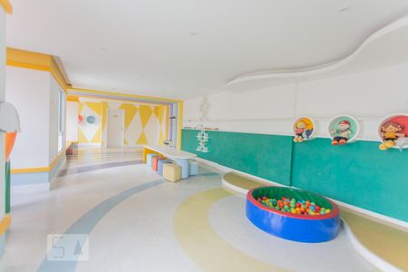 Apartamento à venda com 50m², 2 quartos e 1 vaga Apartamento à venda com 50m², 2 quartos e 1 vagaÁrea comum - Brinquedoteca