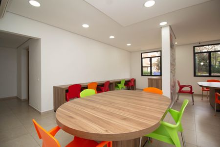 Apartamento à venda com 153m², 4 quartos e 2 vagas Apartamento à venda com 153m², 4 quartos e 2 vagasEspaço Home Office