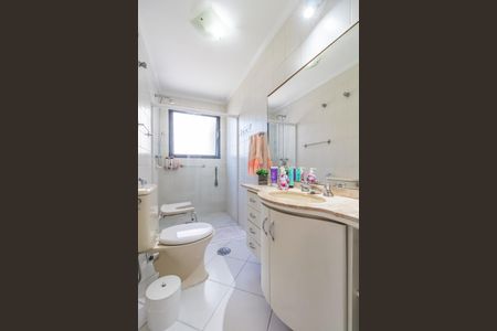 Apartamento à venda com 143m², 3 quartos e 2 vagas Apartamento à venda com 143m², 3 quartos e 2 vagasBanheiro Social