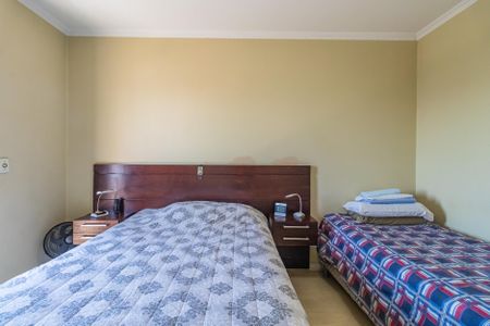 Apartamento à venda com 143m², 3 quartos e 2 vagas Apartamento à venda com 143m², 3 quartos e 2 vagasSuíte