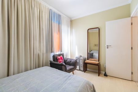 Apartamento à venda com 143m², 3 quartos e 2 vagas Apartamento à venda com 143m², 3 quartos e 2 vagasQuarto 2