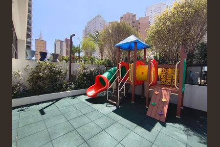 Apartamento à venda com 123m², 3 quartos e 2 vagas Apartamento à venda com 123m², 3 quartos e 2 vagasPlayground