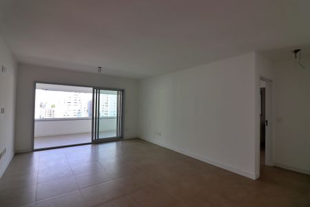 Apartamento à venda com 137m², 3 quartos e 3 vagasSala