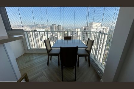 Apartamento para alugar com 48m², 2 quartos e 2 vagas Apartamento para alugar com 48m², 2 quartos e 2 vagasVaranda