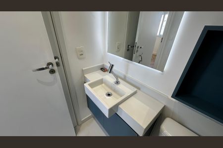 Apartamento para alugar com 48m², 2 quartos e 2 vagas Apartamento para alugar com 48m², 2 quartos e 2 vagasBanheiro