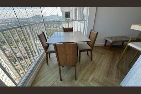 Apartamento para alugar com 48m², 2 quartos e 2 vagas Apartamento para alugar com 48m², 2 quartos e 2 vagasVaranda