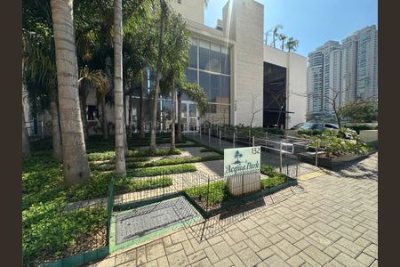 Apartamento para alugar com 48m², 2 quartos e 2 vagas Apartamento para alugar com 48m², 2 quartos e 2 vagasFachada e portaria