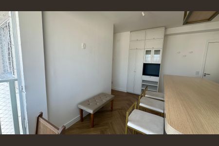 Sala de apartamento para alugar com 2 quartos, 48m² em Alphaville Empresarial, Barueri