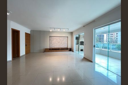 Sala de apartamento para alugar com 3 quartos, 160m² em Santa Maria, Uberlândia