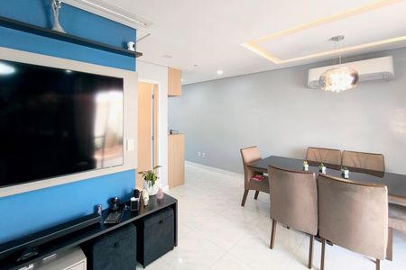 Sala de casa de condomínio à venda com 3 quartos, 118m² em Cidade Nova, Jundiaí