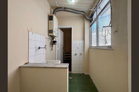 Apartamento à venda com 61m², 1 quarto e 1 vaga Apartamento à venda com 61m², 1 quarto e 1 vagaÁrea de serviço