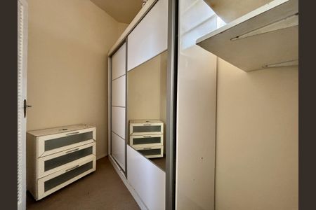 Apartamento à venda com 61m², 1 quarto e 1 vaga Apartamento à venda com 61m², 1 quarto e 1 vagaQuarto de Serviço