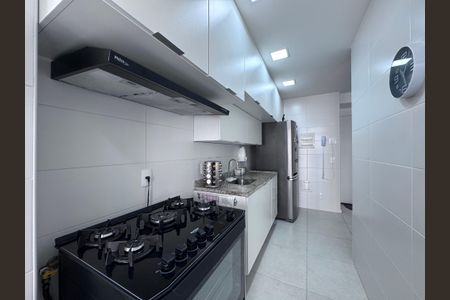 Apartamento à venda com 81m², 2 quartos e 1 vaga Apartamento à venda com 81m², 2 quartos e 1 vagaCozinha