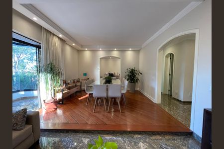 Apartamento à venda com 180m², 4 quartos e 3 vagas Apartamento à venda com 180m², 4 quartos e 3 vagasSala