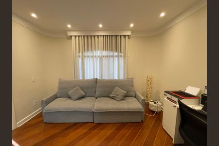 Apartamento à venda com 180m², 4 quartos e 3 vagas Apartamento à venda com 180m², 4 quartos e 3 vagasSala