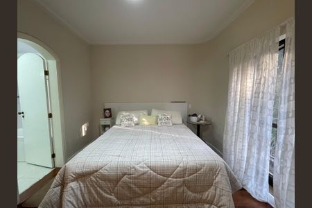 Apartamento à venda com 180m², 4 quartos e 3 vagas Apartamento à venda com 180m², 4 quartos e 3 vagasSuíte 2