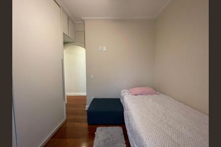 Apartamento à venda com 180m², 4 quartos e 3 vagas Apartamento à venda com 180m², 4 quartos e 3 vagasQuarto 2